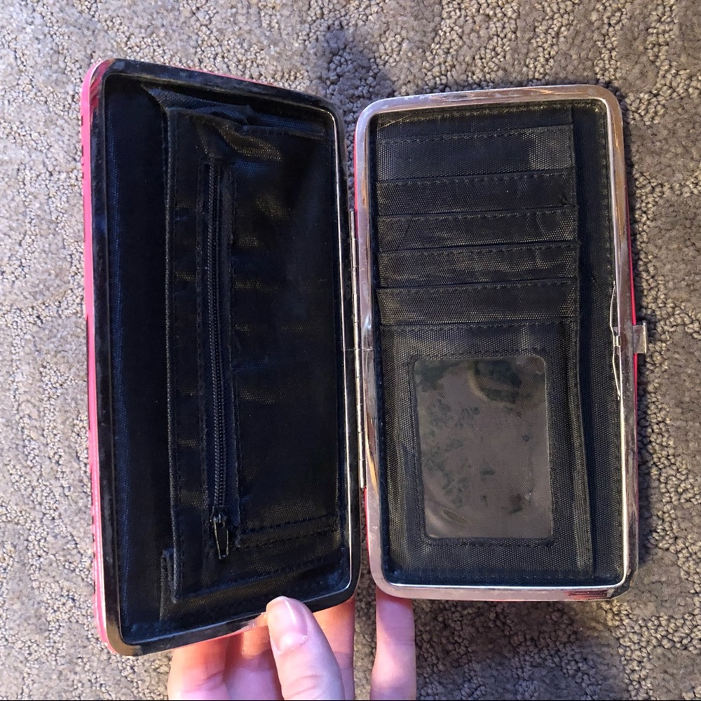 Wallet - Picture 3 of 7